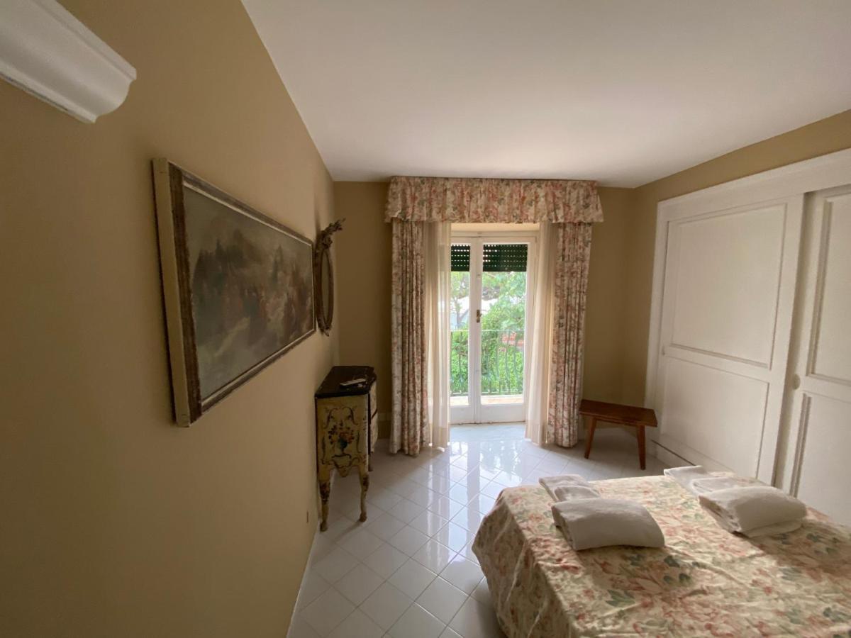 Charming Villa Капри Екстериор снимка